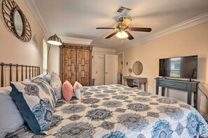 Interior - Private Pool + Covered Patio: Cape Coral Haven! (Cape Coral)