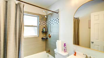 Casa (2 Bedrooms) | Interior