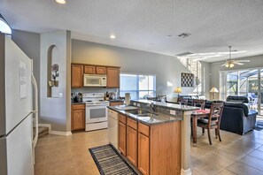 Maison (5 Bedrooms) | Intérieur