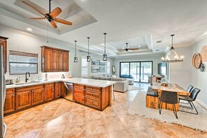 House (3 Bedrooms) | Interior