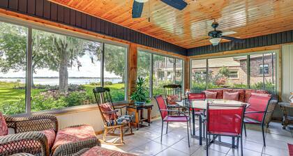 Lakefront Frostproof Vacation Rental w/ Beach!