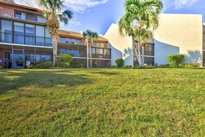 Apartment (2 Bedrooms) | Interior - Comfortable Siesta Key Condo w/ Pool Access! (Siesta Key)