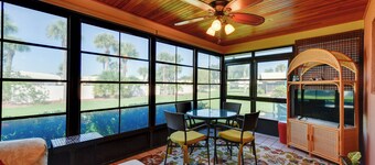 Grill, Lanai & Pool Access: Charming Sebring Villa