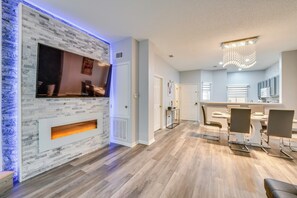 Apartment (3 Bedrooms) | Interior - Chic Florida Retreat ~ 7 Mi to Walt Disney World! (Kissimmee)