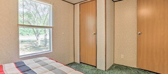 Florida Getaway, 14 Mi to Royal Springs!