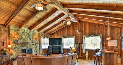 Sandford Vacation Rental Near Airport & Lake!