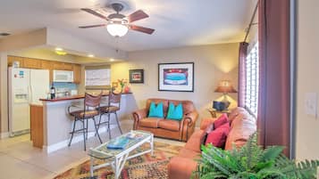 Rumah (2 Bedrooms) | Interior