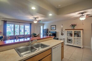 Nhà (2 Bedrooms) | Nội thất