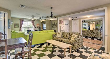 Cozy PCB Cottage ~ 1 Block to Beach!