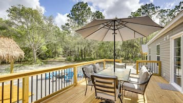 House (4 Bedrooms) | Outdoor dining