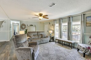 House (4 Bedrooms) | Interior - Charming Perry Home ~ 2 Mi to the Gulf! (Perry)