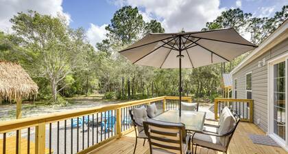 Charming Perry Home ~ 2 Mi to the Gulf!