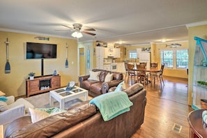 House (3 Bedrooms) | Interior