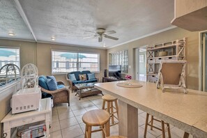 Cottage (2 Bedrooms) | Interior