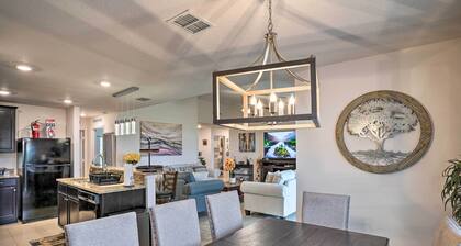 Charming Poinciana House w/ Patio: 30 Mi to Disney