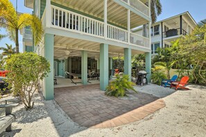 Interior - Covered Deck & Bay Views: Bradenton Beach Abode! (Bradenton Beach)