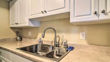 Apartment (1 Bedroom) | Interior