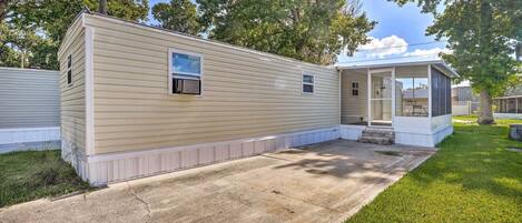 House (1 Bedroom) | Interior