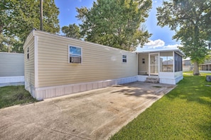 Interior - Daytona Beach Home ~ 4 Mi to Daytona Speedway (Daytona Beach)