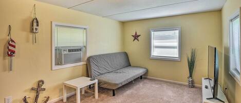 House (1 Bedroom) | Interior