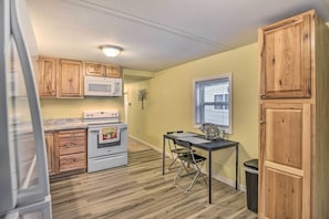 Interior - Daytona Beach Home ~ 4 Mi to Daytona Speedway (Daytona Beach)