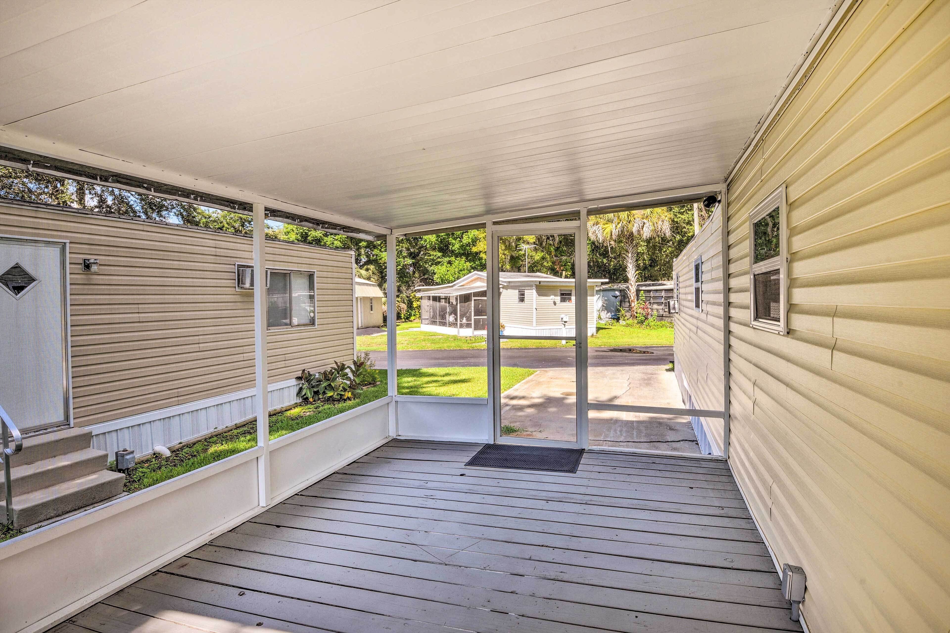 Daytona Beach Home < 4 Mi to Daytona Speedway!