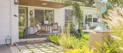 House (3 Bedrooms) | Front of property