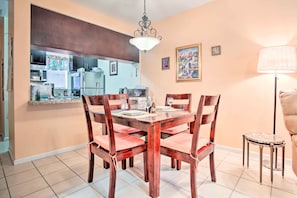 Apartment (1 Bedroom) | Interior - Idyllic Apt w/ Pool Access - Walk to Beach! (Lauderdale-by-the-Sea)