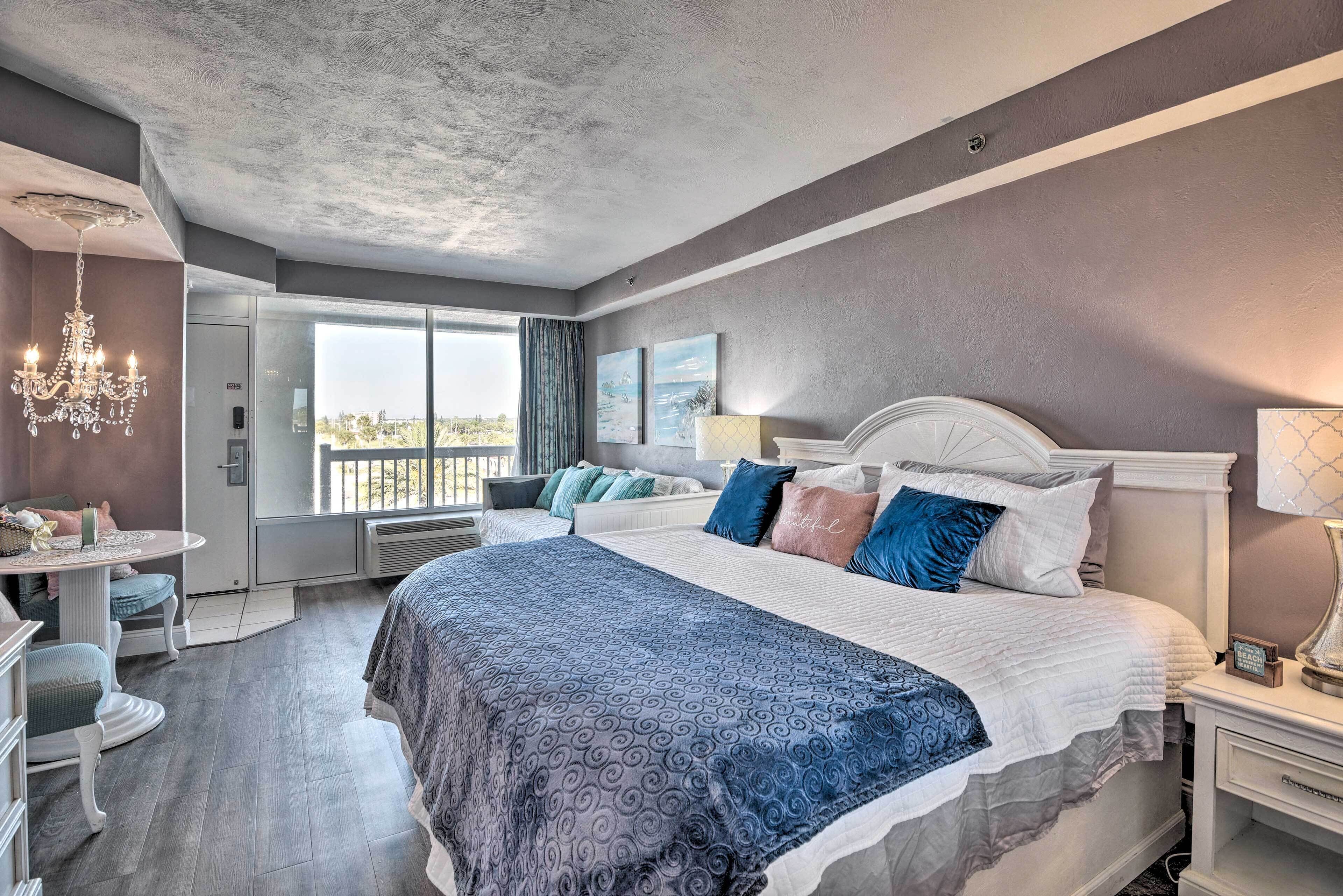 Dreamy Daytona Studio w/ Beach Access!