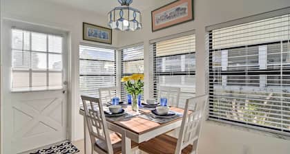 Steps to Beach, Cabana: Indian Shores Cottage