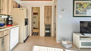 Mökki (2 Bedrooms) | Sisätilat
