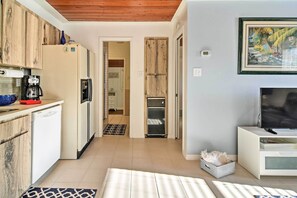Cottage (2 Bedrooms) | Interior - Steps to Beach, Cabana: Indian Shores Cottage (Indian Shores)
