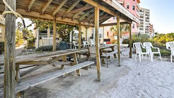 Cottage (2 Bedrooms) | Interior