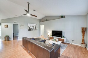 Talo (4 Bedrooms) | Sisätilat