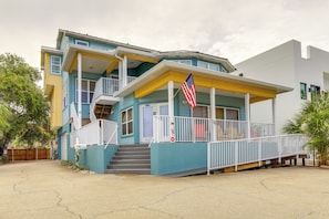 Apartment (2 Bedrooms) | Interior - Indian Rocks Vacation Rental Condo: Steps to Beach (Indian Rocks Beach)