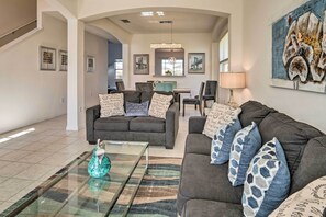 Villa (6 Bedrooms) | Interior