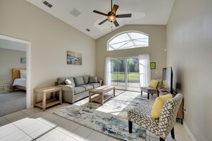 Interior - Kissimmee Getaway w/ Pool ~ 7 Mi to Disney! (Kissimmee)