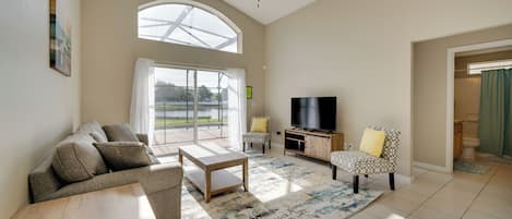 Huis (4 Bedrooms) | Woonruimte | Televisie