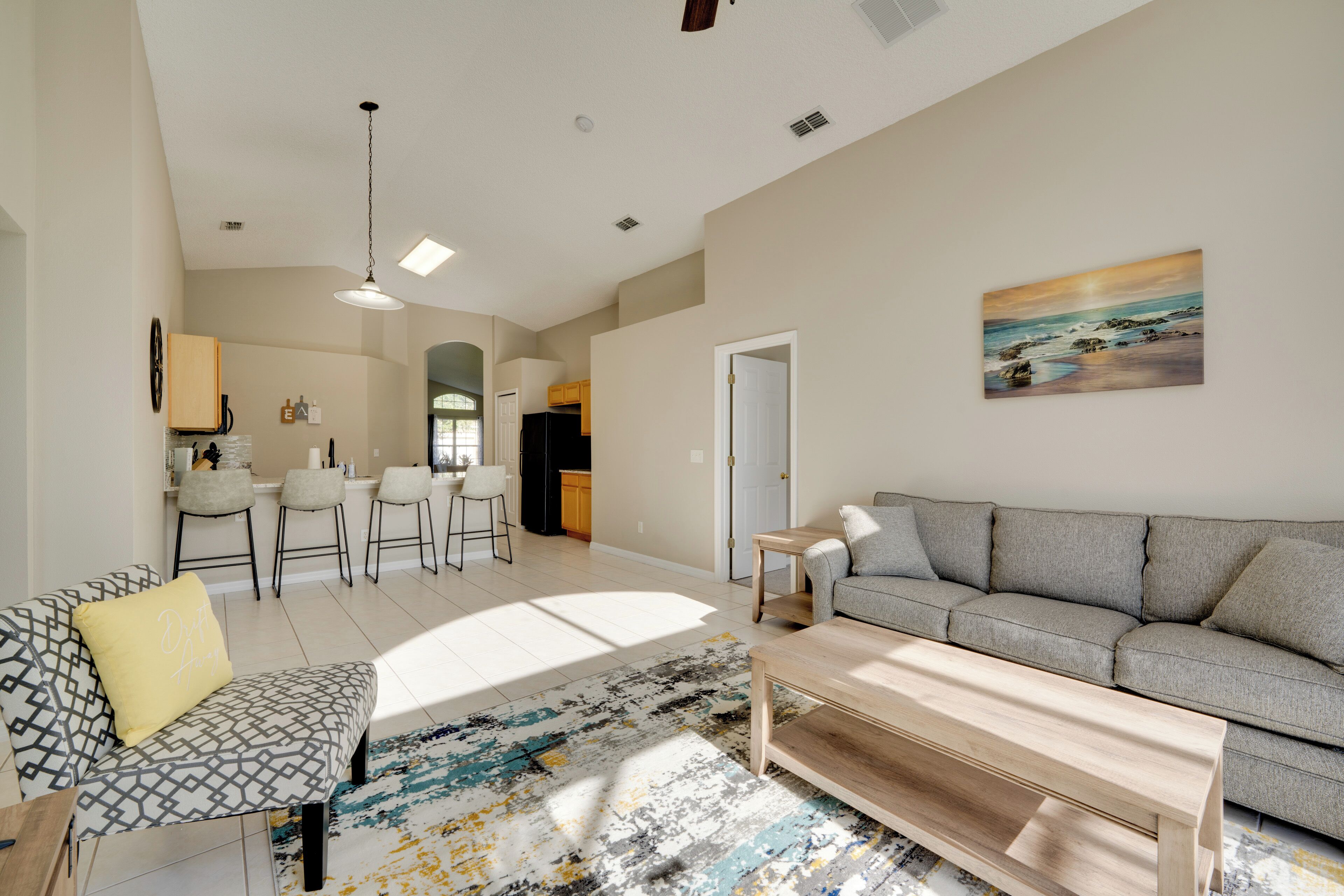 House (4 Bedrooms) | Interior