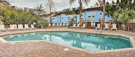 Apartment (2 Bedrooms) | Front of property