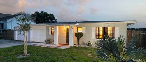 House (3 Bedrooms) | Front of property