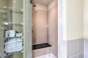Apartment (2 Bedrooms) | Bahagian dalam