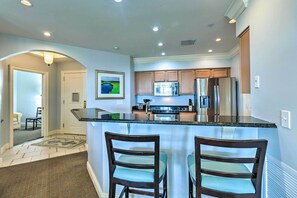 Interior - Championsgate Condo w/ Balcony + Resort Perks! (Davenport)
