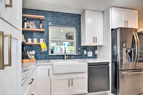 Lush Seminole Surf Inn w/ Backyard Fire Pit!