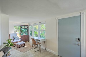 Cottage (2 Bedrooms) | Interior