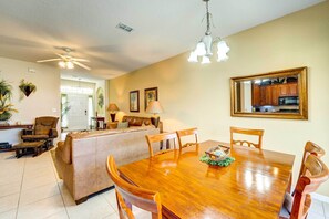Apartment (4 Bedrooms) | Interior - Resort Getaway w/ Florida Room: 14 Mi to Disney! (Kissimmee)
