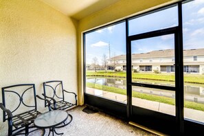 Interior - Resort Getaway w/ Florida Room: 14 Mi to Disney! (Kissimmee)