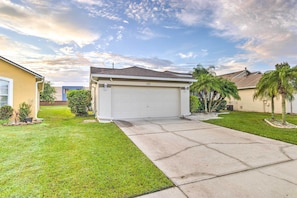 Interior - Kissimmee Sanctuary w/ Lanai & Pool Table! (Kissimmee)