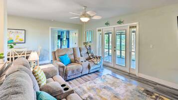 Cottage (3 Bedrooms) | Interior