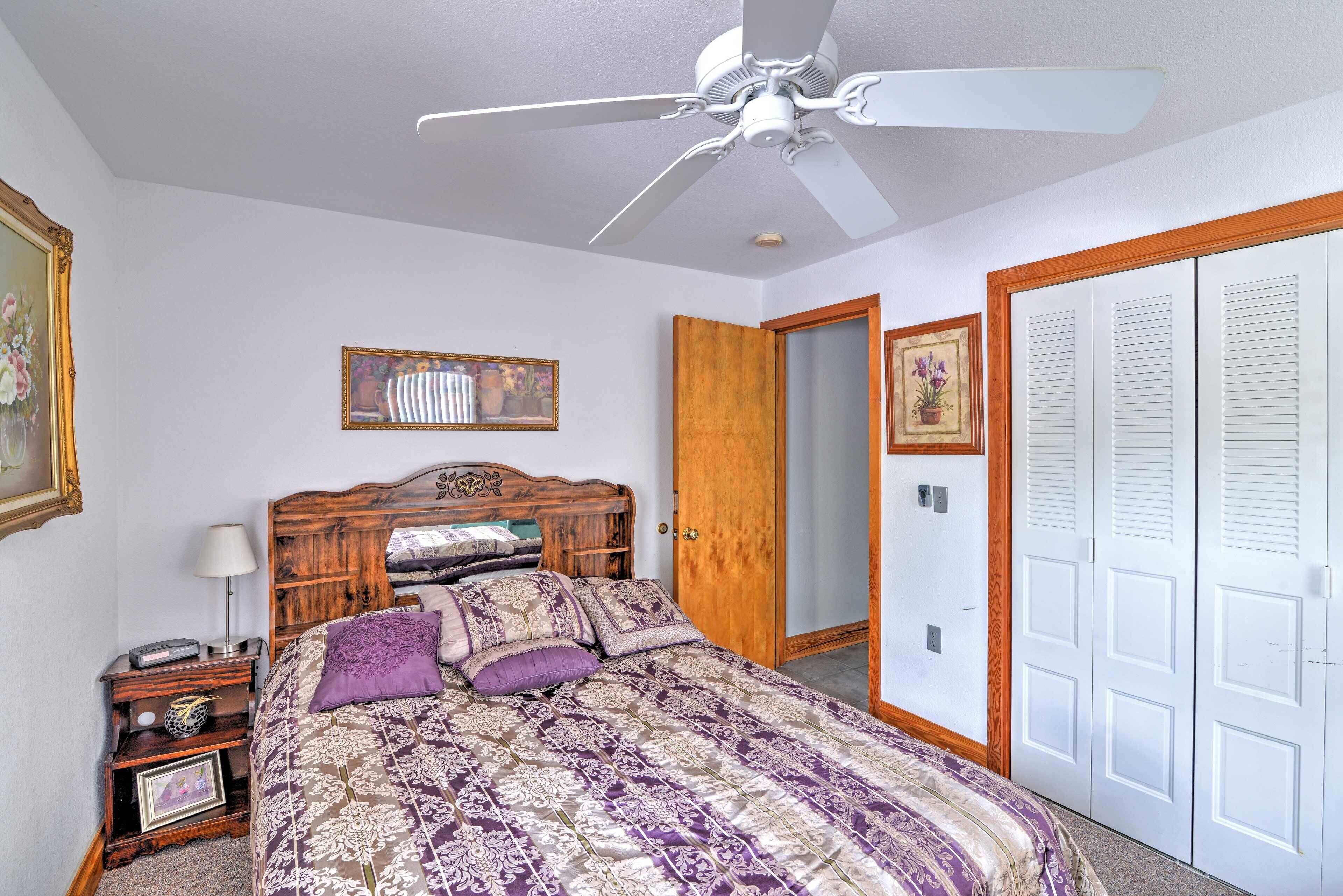 House (2 Bedrooms) | Interior